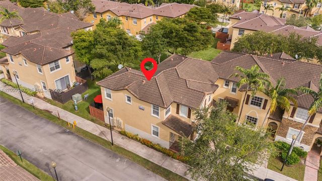 9239 SW 227th St 1, Cutler Bay, FL 33190