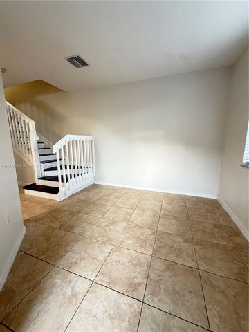 9239 SW 227th St 1, Cutler Bay, FL 33190