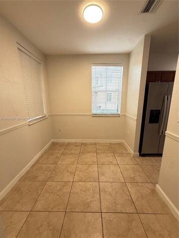 9239 SW 227th St 1, Cutler Bay, FL 33190