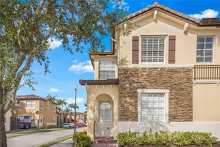 9239 SW 227th St 1, Cutler Bay, FL 33190