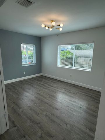 1830 Garfield Street, Hollywood, FL 33020