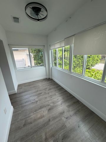 1830 Garfield Street, Hollywood, FL 33020