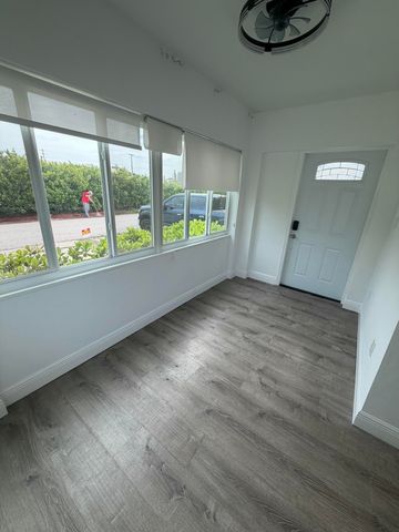 1830 Garfield Street, Hollywood, FL 33020