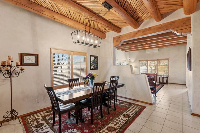 3208 Nizhoni Drive, Santa Fe, NM 87507