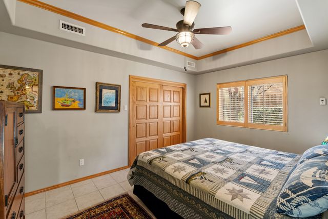 3208 Nizhoni Drive, Santa Fe, NM 87507