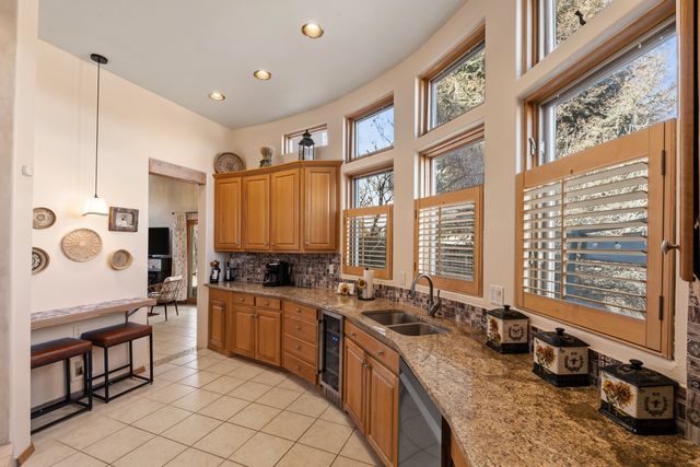 3208 Nizhoni Drive, Santa Fe, NM 87507