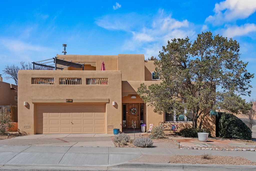 3208 Nizhoni Drive, Santa Fe, NM 87507