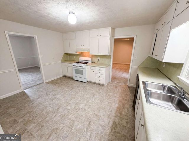 4402 N Shore Lane, Norcross, GA 30093
