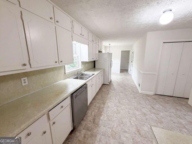 4402 N Shore Lane, Norcross, GA 30093