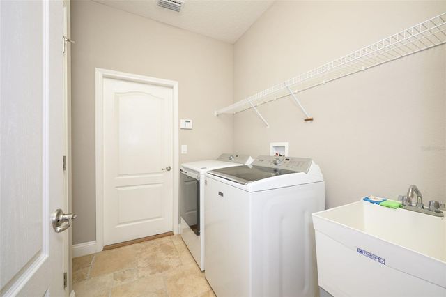 3 LAKE CHARLES PLACE, Palm Coast, FL 32137