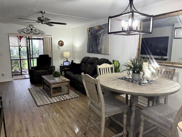 7190 Golf Colony Court 105, Lake Worth, FL 33467