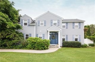 500 County Road, Barrington, RI 02806