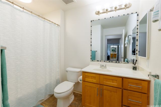91-1011 Kamaaha Avenue 402, Kapolei, HI 96707