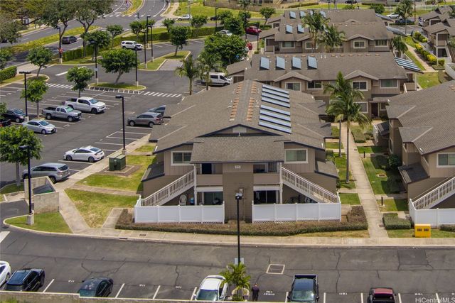 91-1011 Kamaaha Avenue 402, Kapolei, HI 96707