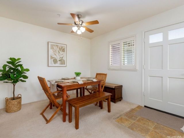 91-1011 Kamaaha Avenue 402, Kapolei, HI 96707