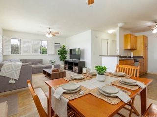 91-1011 Kamaaha Avenue 402, Kapolei, HI 96707