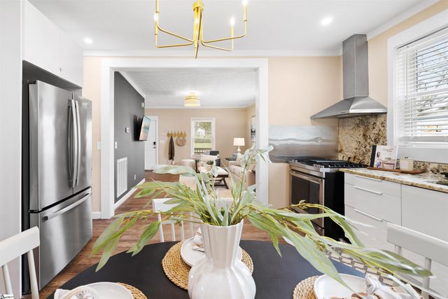 44 Dorsey Boulevard, Greenville, SC 29611