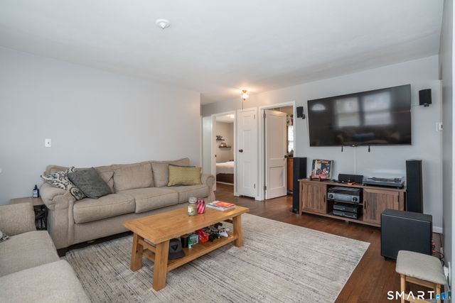 115 Mayflower Street, West Hartford, CT 06110