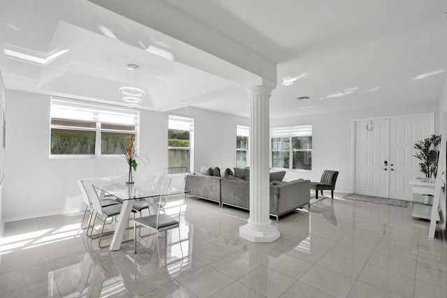 16405 Diamond Head Drive, Weston, FL 33331