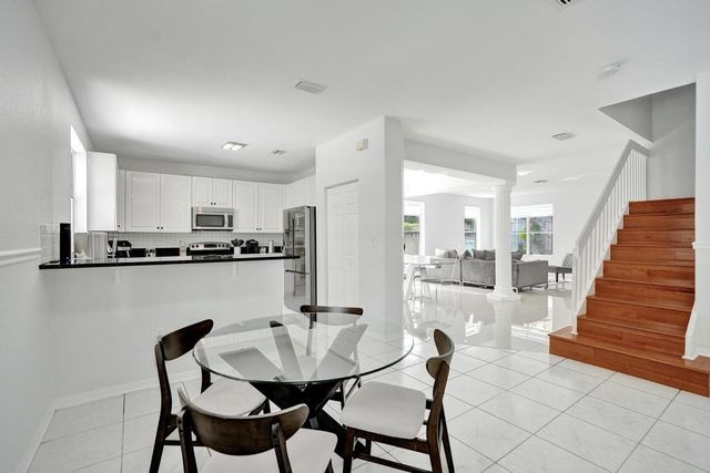 16405 Diamond Head Drive, Weston, FL 33331