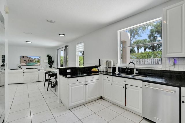 16405 Diamond Head Drive, Weston, FL 33331