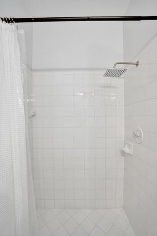 16405 Diamond Head Drive, Weston, FL 33331