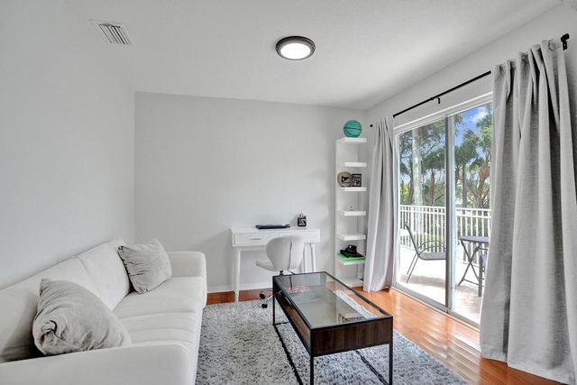 16405 Diamond Head Drive, Weston, FL 33331