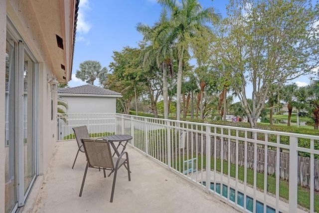 16405 Diamond Head Drive, Weston, FL 33331