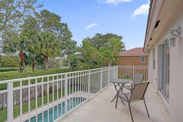 16405 Diamond Head Drive, Weston, FL 33331
