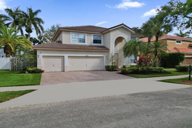 16405 Diamond Head Drive, Weston, FL 33331