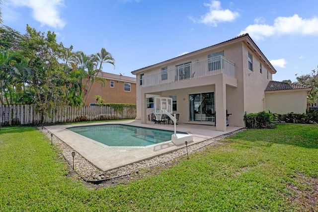 16405 Diamond Head Drive, Weston, FL 33331