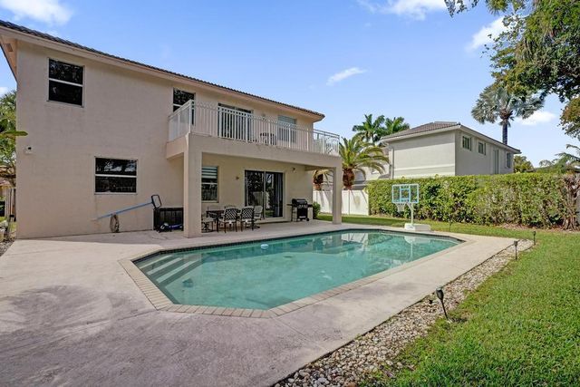 16405 Diamond Head Drive, Weston, FL 33331