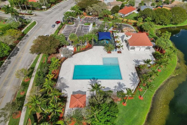 16405 Diamond Head Drive, Weston, FL 33331