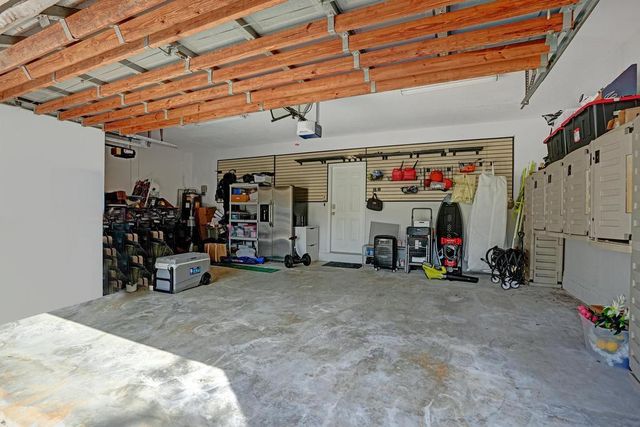 16405 Diamond Head Drive, Weston, FL 33331