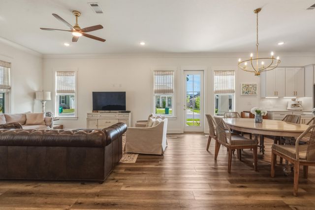 401 Sweetgrass Lane, Niceville, FL 32578