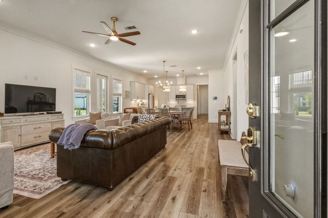 401 Sweetgrass Lane, Niceville, FL 32578