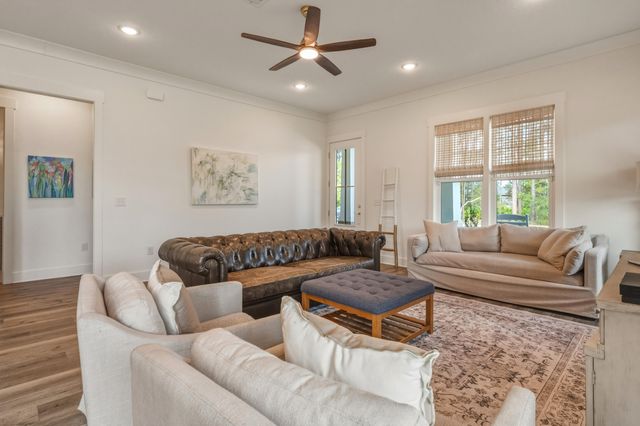 401 Sweetgrass Lane, Niceville, FL 32578
