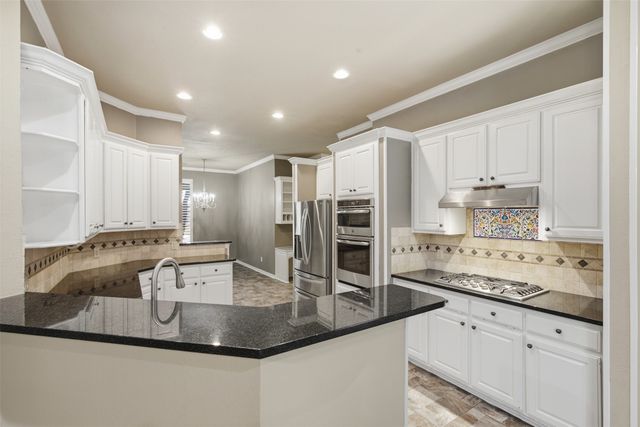 1109 Brook Arbor Drive, Mansfield, TX 76063