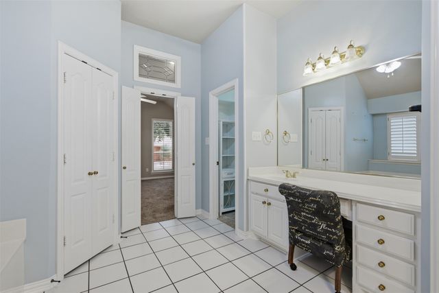 1109 Brook Arbor Drive, Mansfield, TX 76063