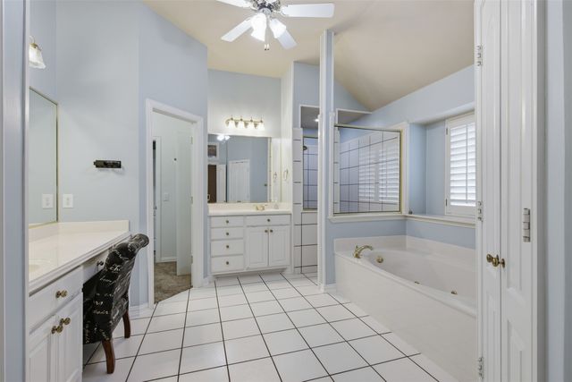1109 Brook Arbor Drive, Mansfield, TX 76063