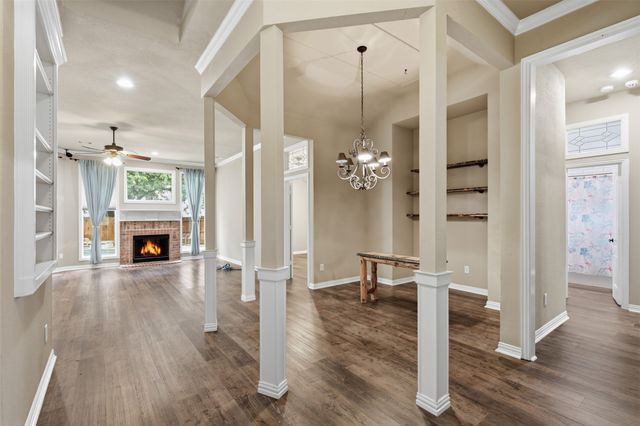 1109 Brook Arbor Drive, Mansfield, TX 76063