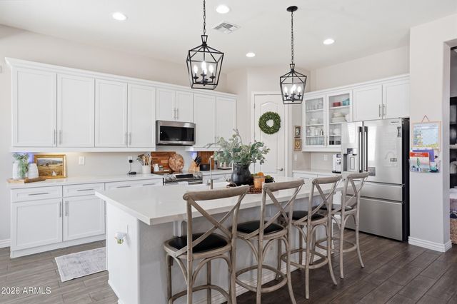 2722 E INDIAN WELLS Drive, Gilbert, AZ 85298