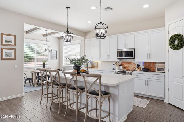 2722 E INDIAN WELLS Drive, Gilbert, AZ 85298