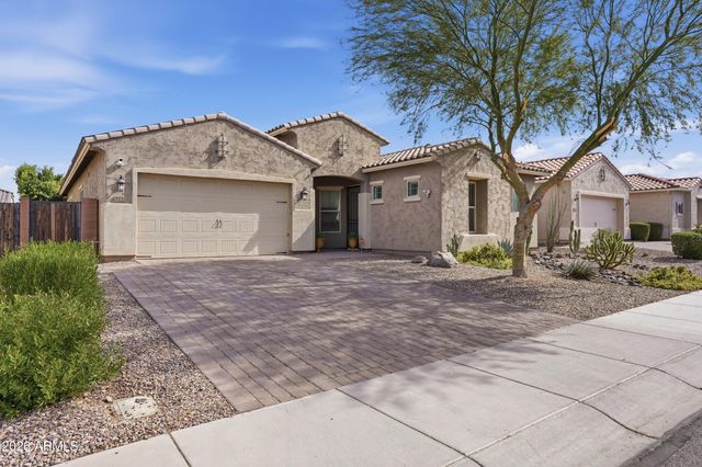 2722 E INDIAN WELLS Drive, Gilbert, AZ 85298