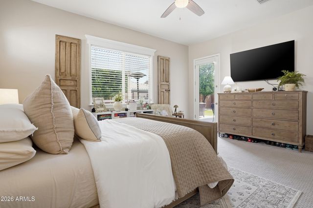 2722 E INDIAN WELLS Drive, Gilbert, AZ 85298