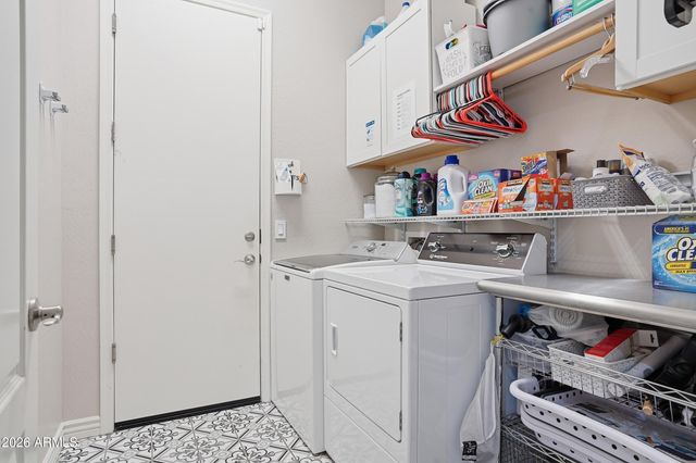 2722 E INDIAN WELLS Drive, Gilbert, AZ 85298