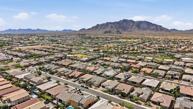 2722 E INDIAN WELLS Drive, Gilbert, AZ 85298