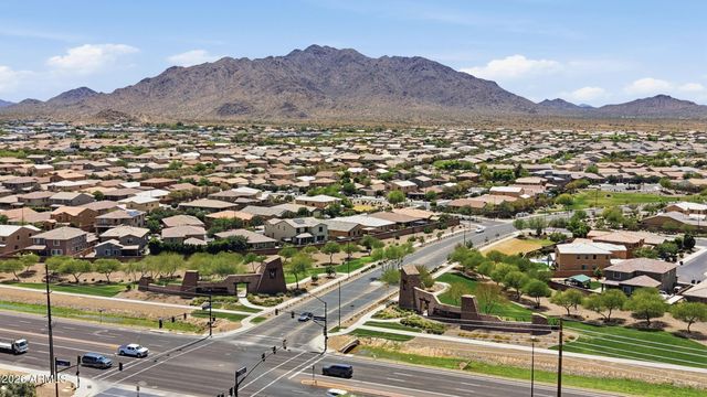 2722 E INDIAN WELLS Drive, Gilbert, AZ 85298