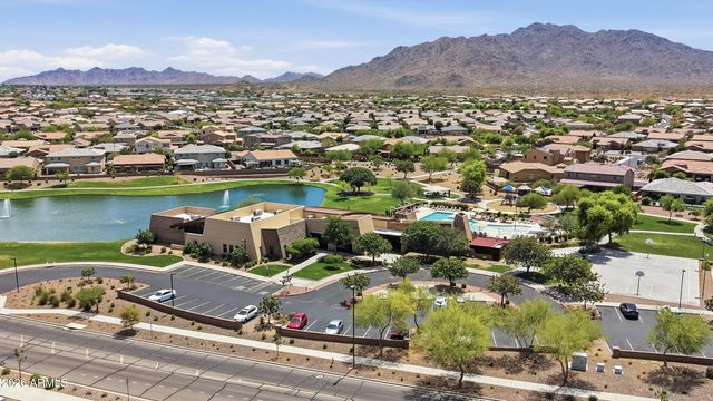 2722 E INDIAN WELLS Drive, Gilbert, AZ 85298