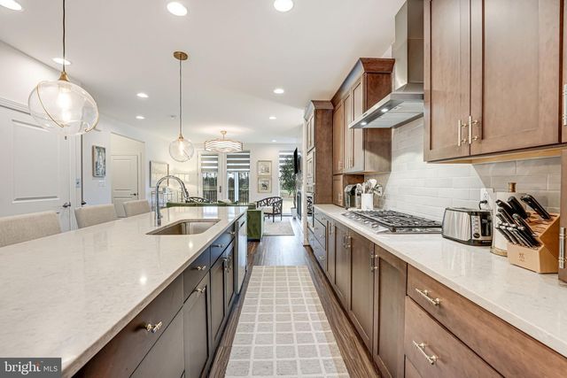 631 ANGELFISH WAY, Woodbridge, VA 22191